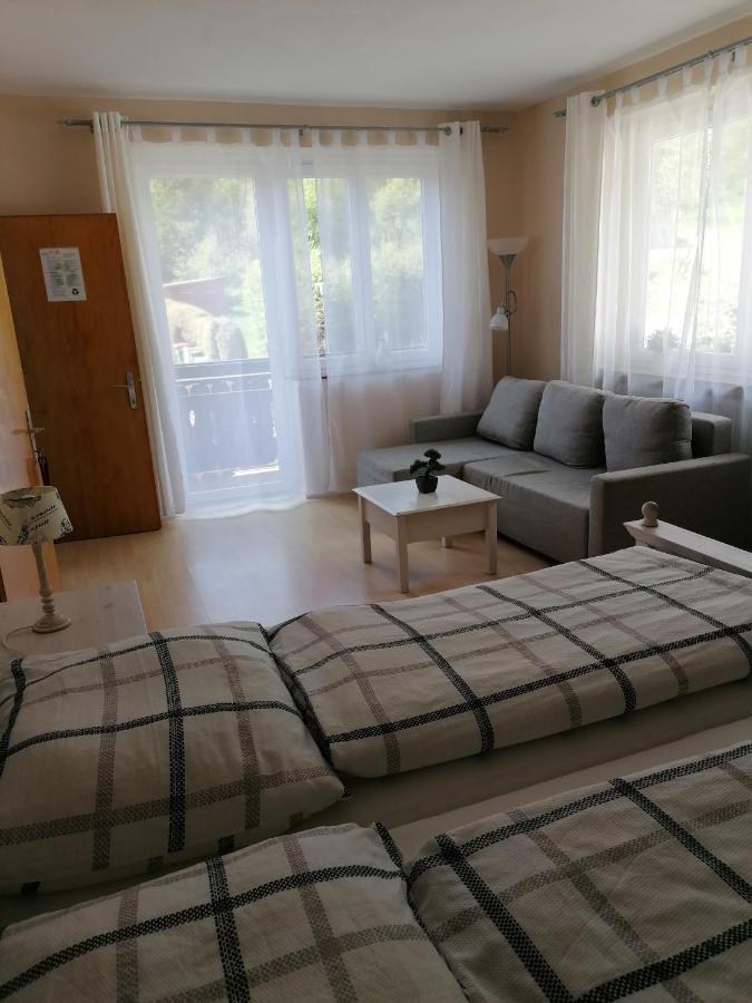 Pension Adlerhorst Steindorf am Ossiacher See Buitenkant foto